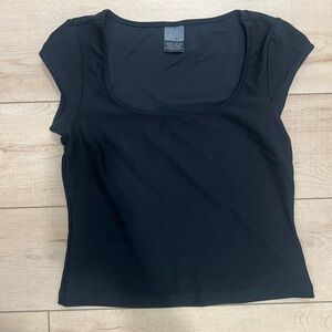 Nike dri fit women’s crop workout top with cap sleeves